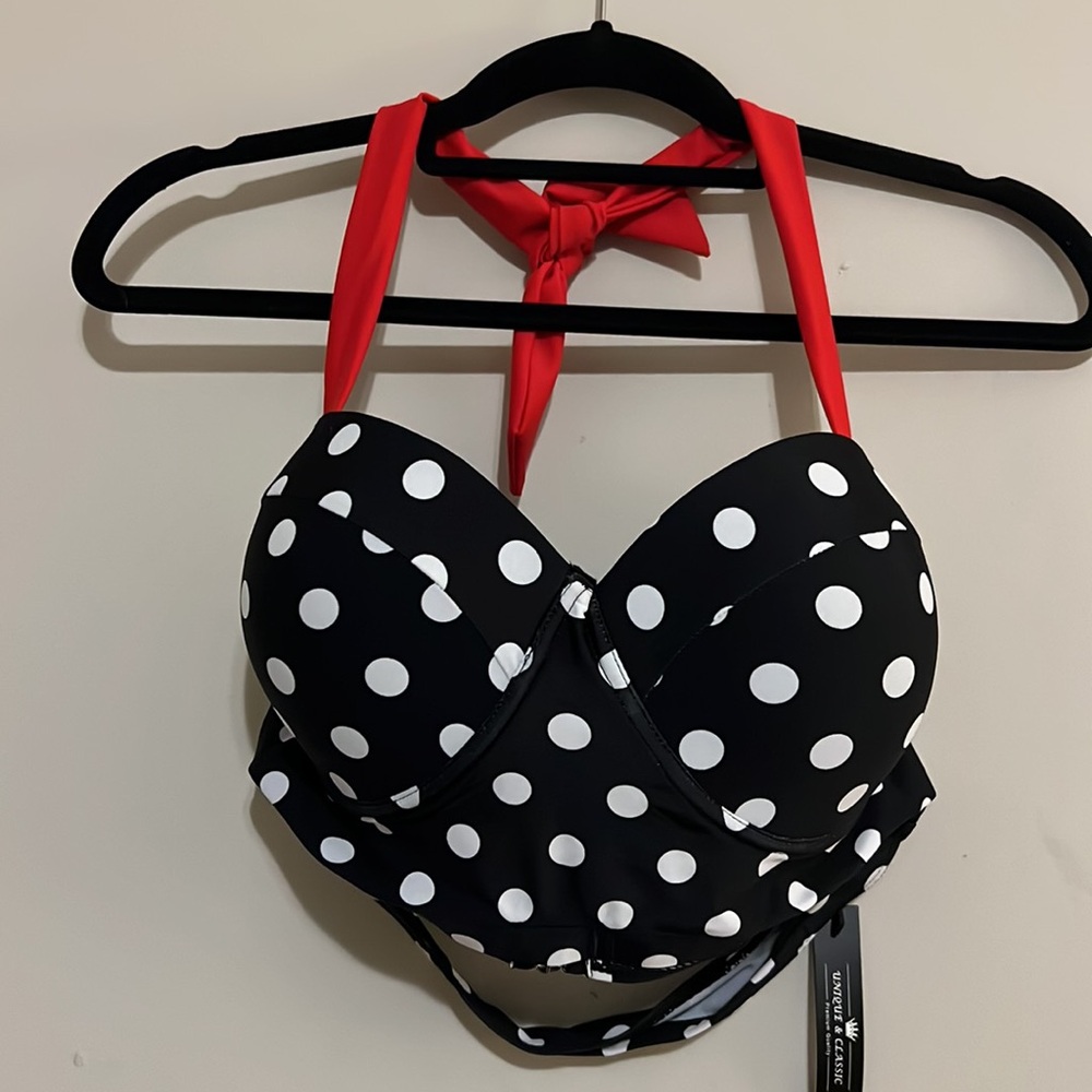 Retro bikini top Size 2XL. Black/white polka dots and red straps. NWT